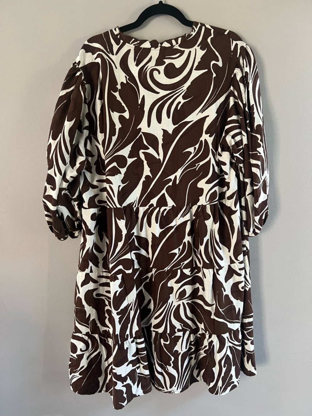 Mlle Gabrielle Brown & White Abstract Print Dress - Picture 2 of 4